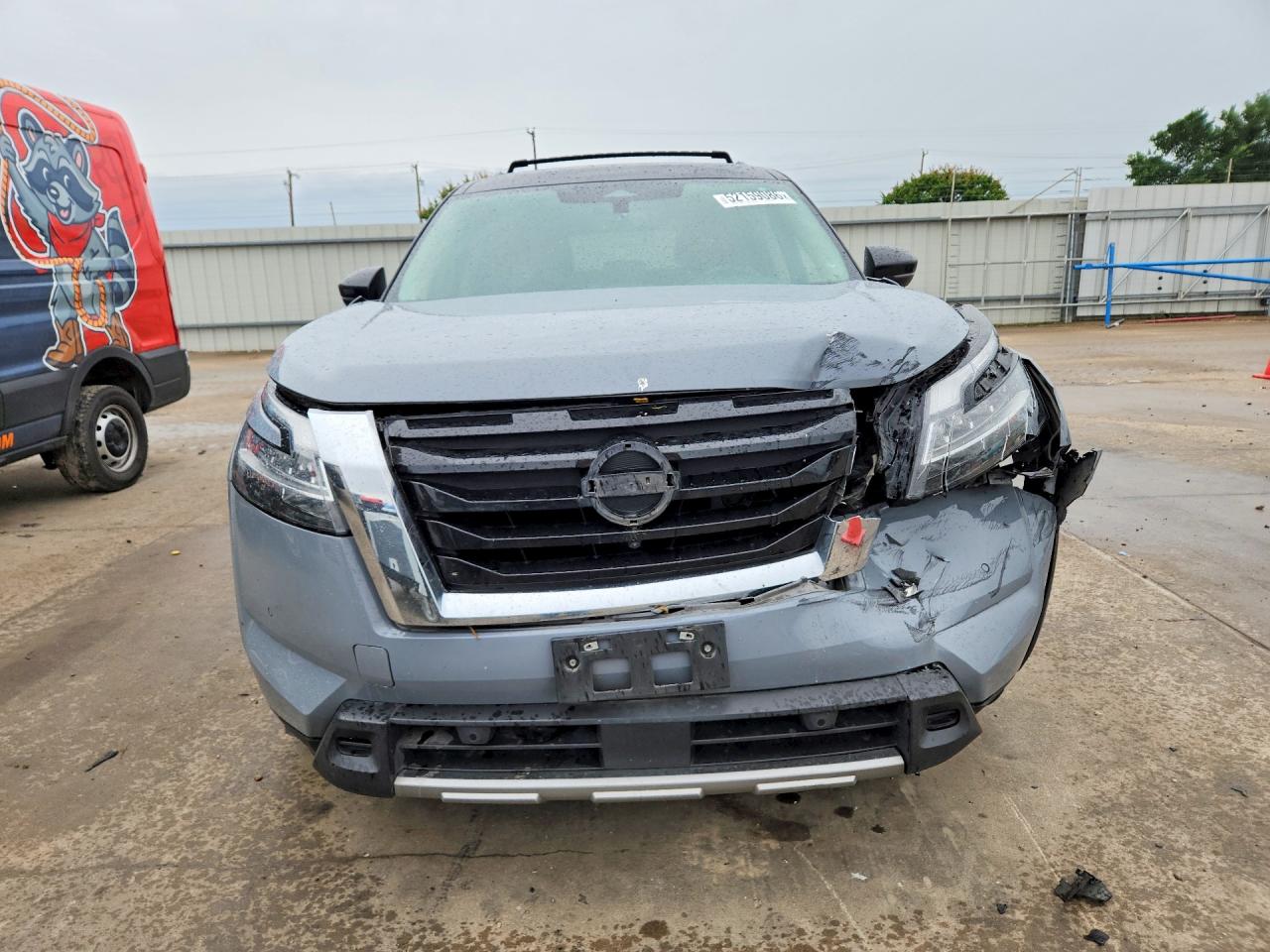 Nissan Pathfinder Platinum