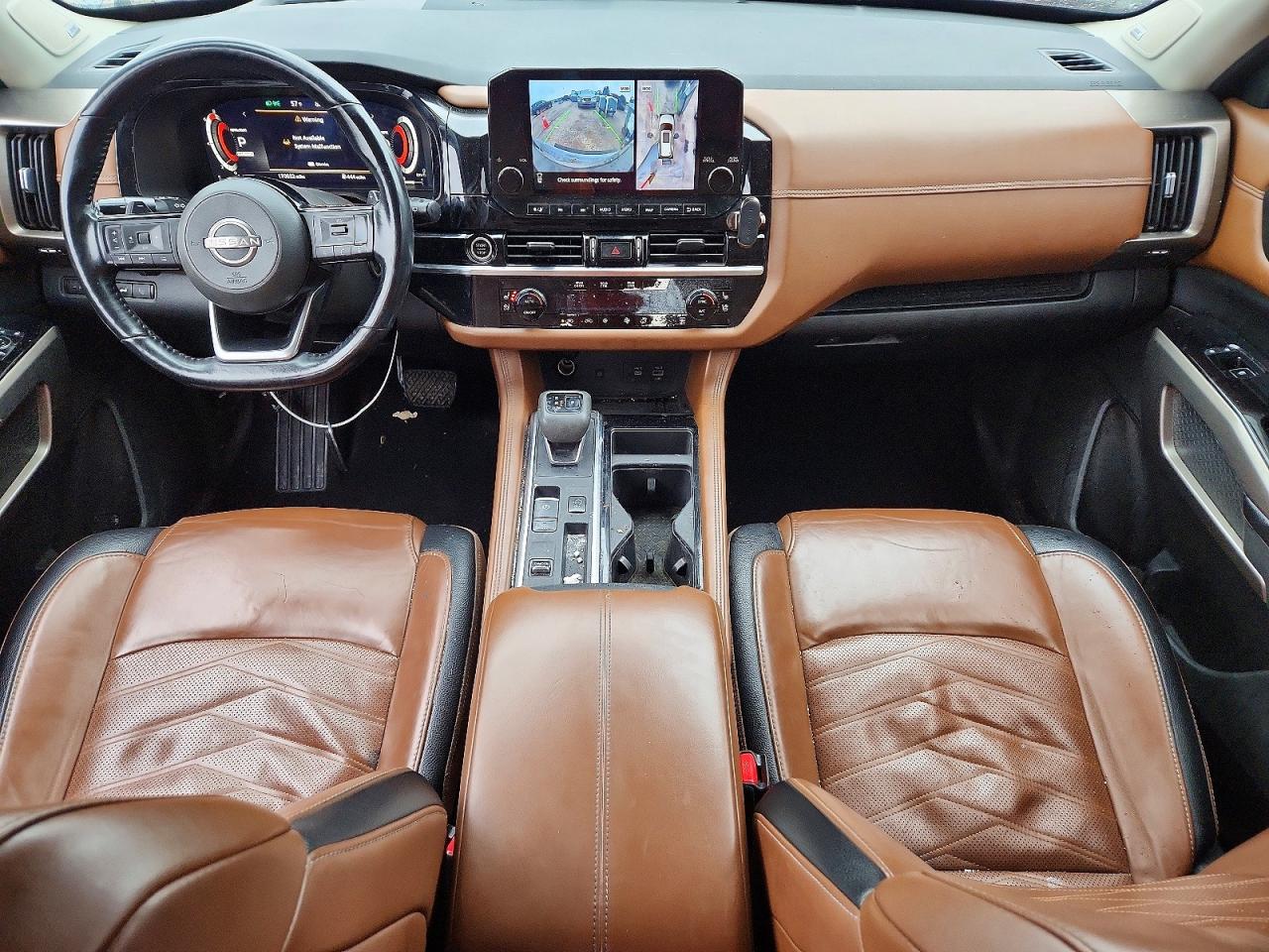 Nissan Pathfinder Platinum