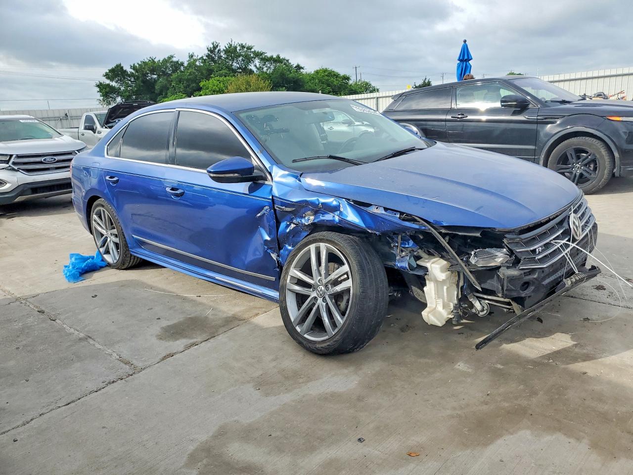 Volkswagen Passat R-line