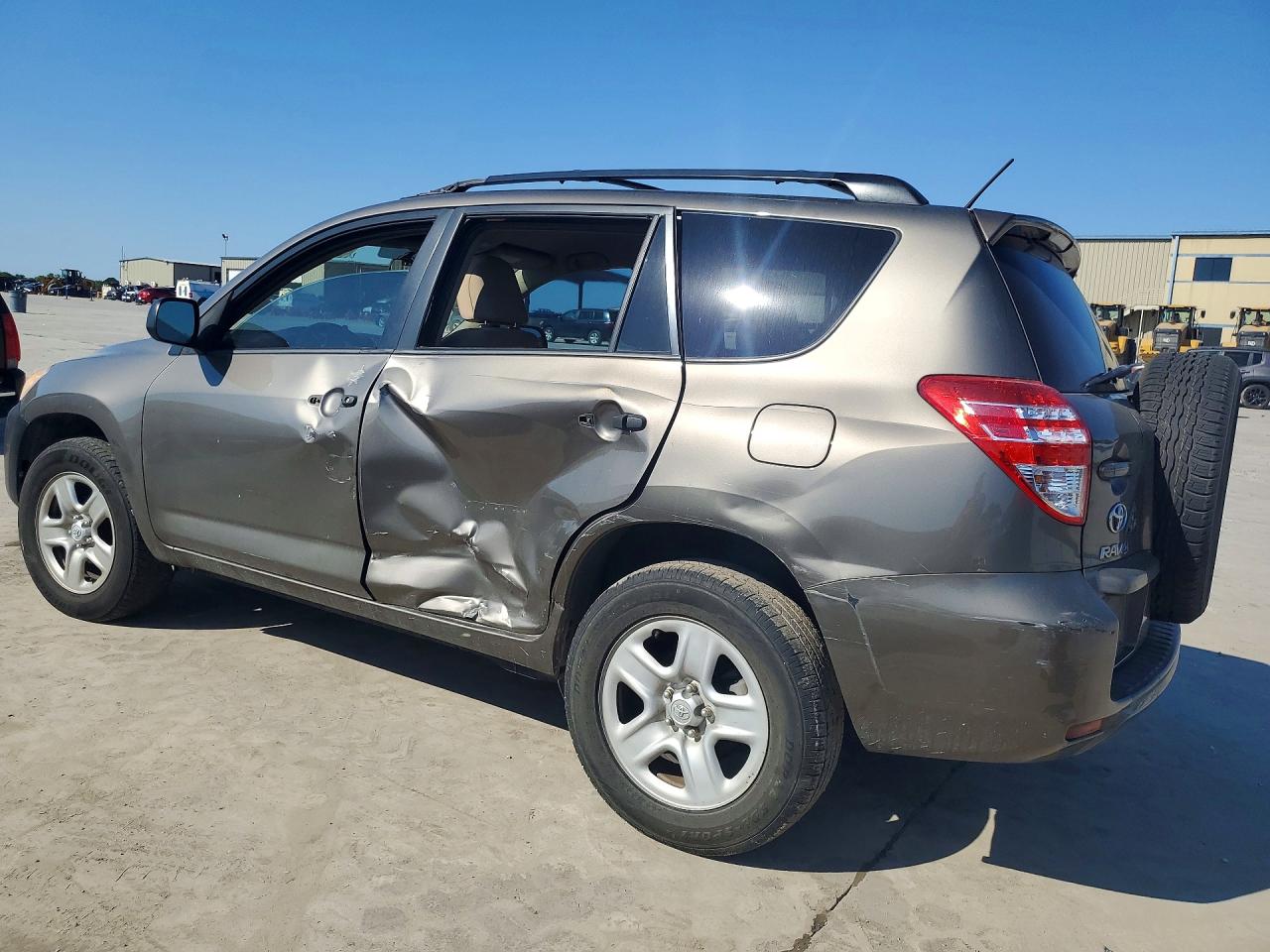 Toyota RAV4 Base
