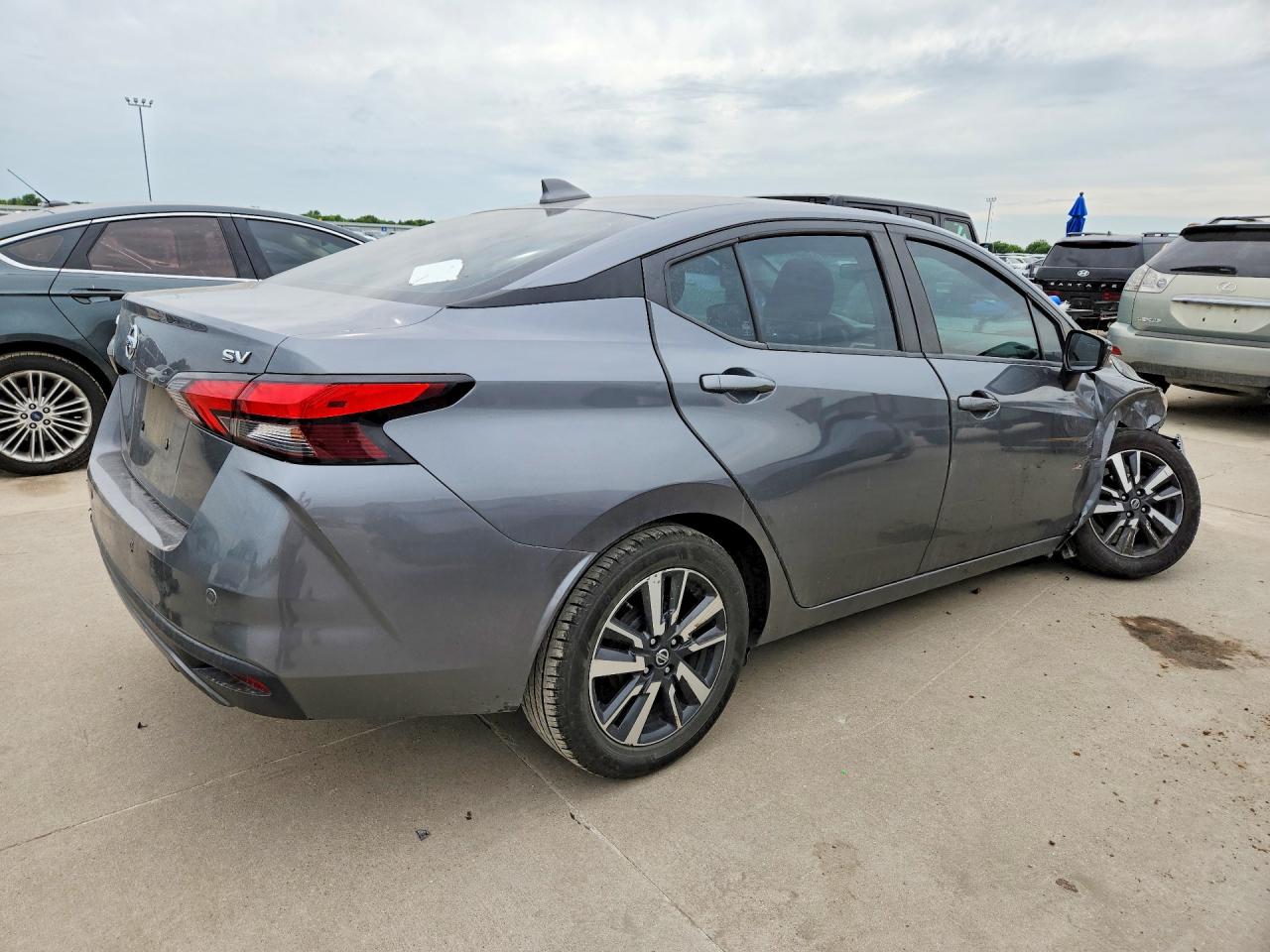 Nissan Versa Sv