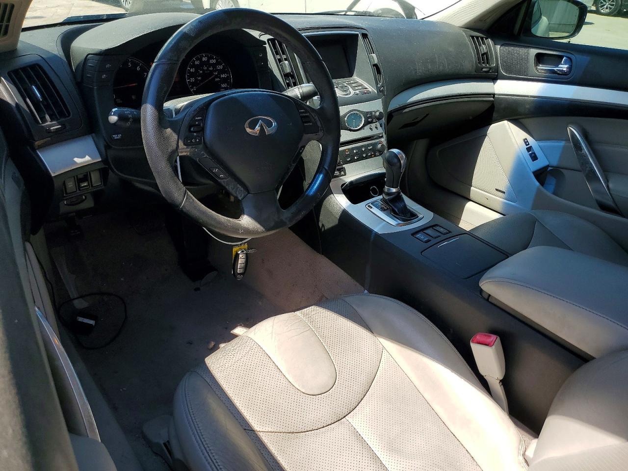 INFINITI G37 Base