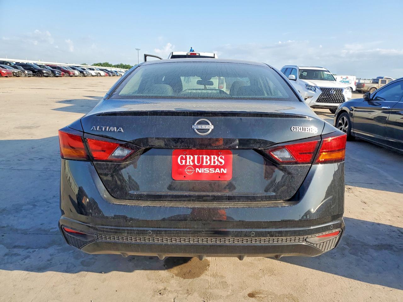 Nissan Altima S