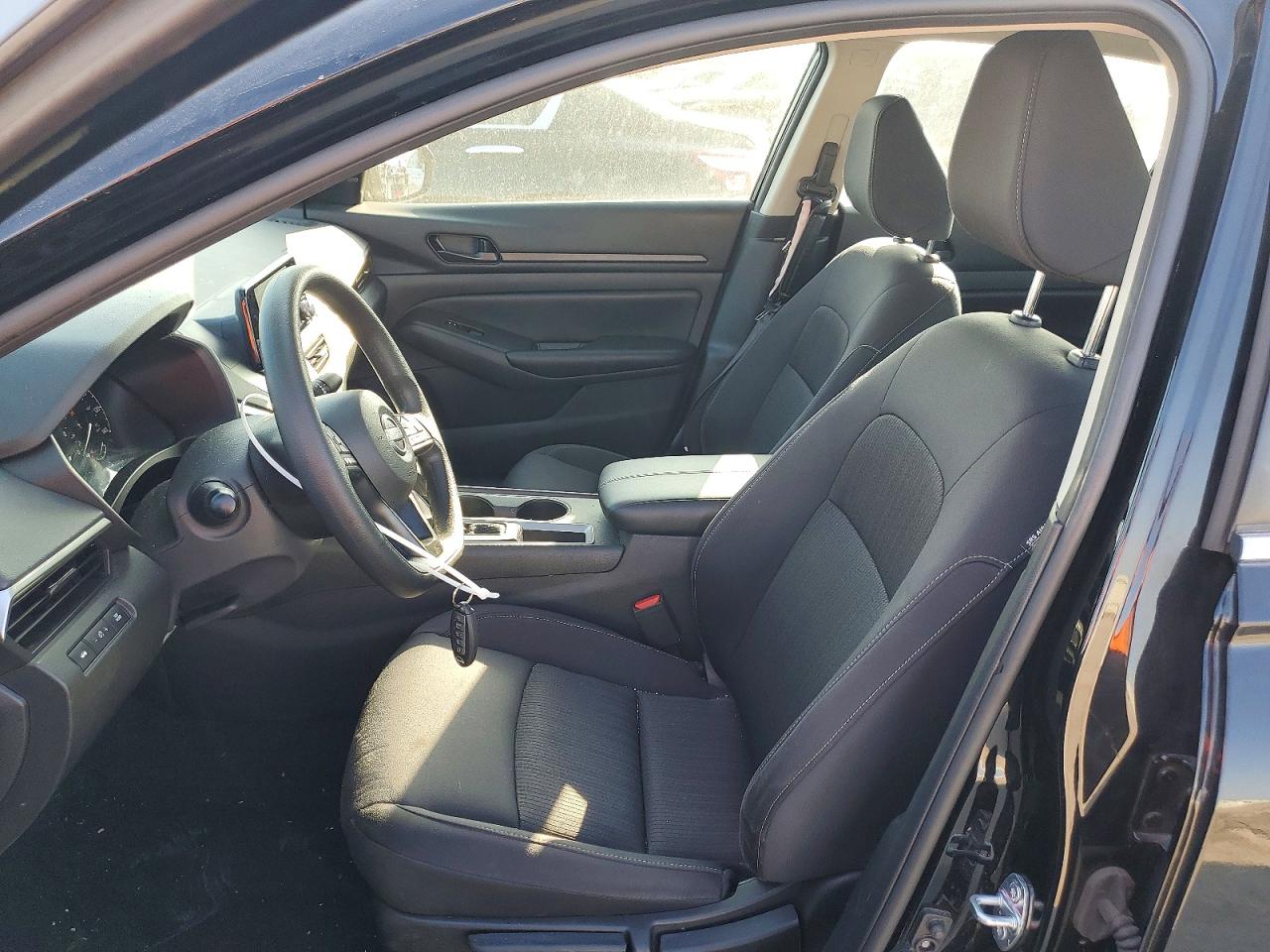 Nissan Altima S