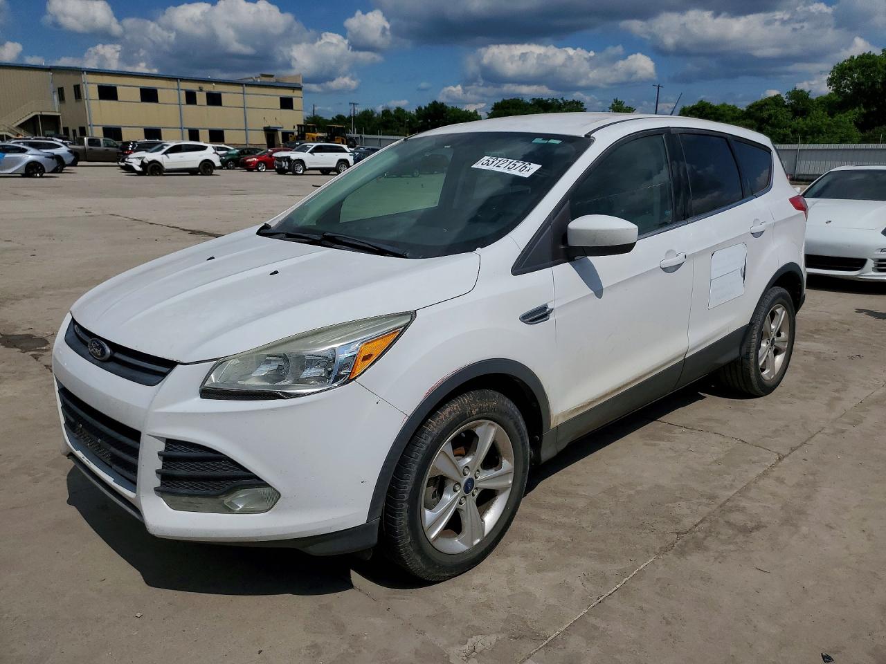 Salvage Ford Escape Image
