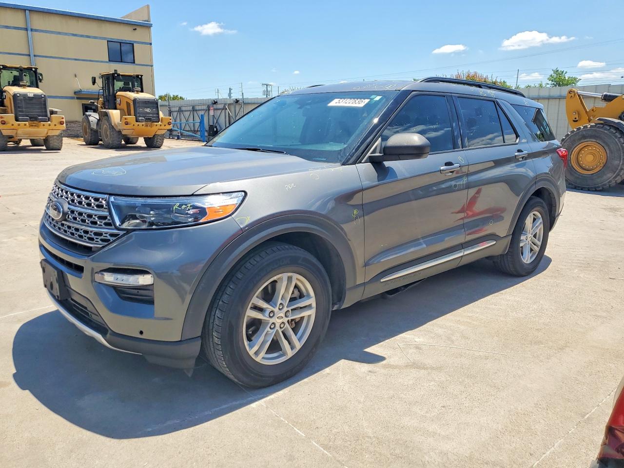 Salvage Ford Explorer Image