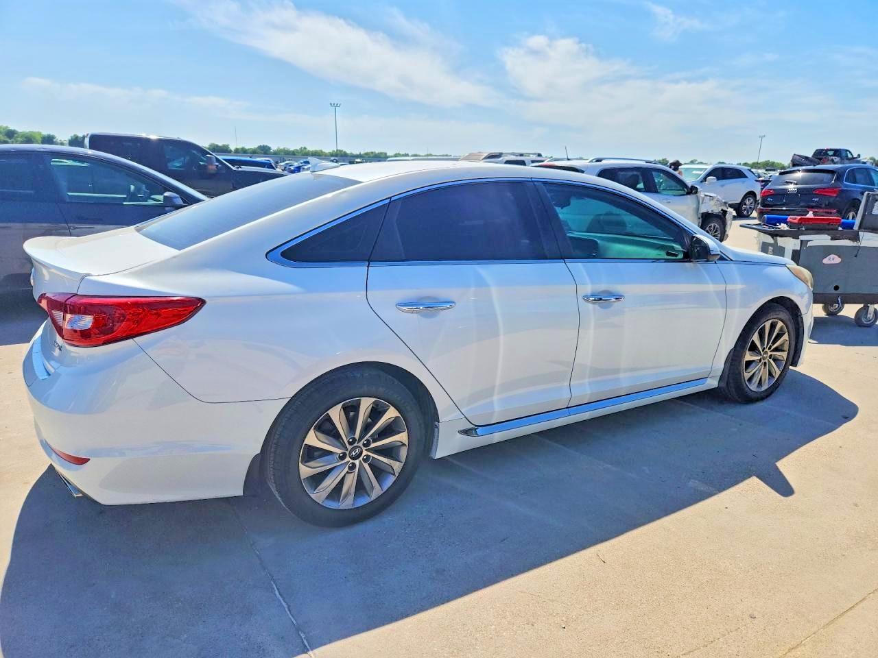 Hyundai SONATA Sport