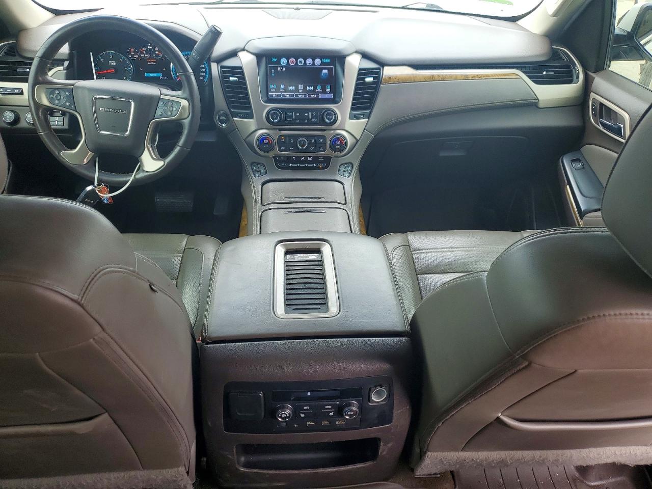 GMC Yukon Denali
