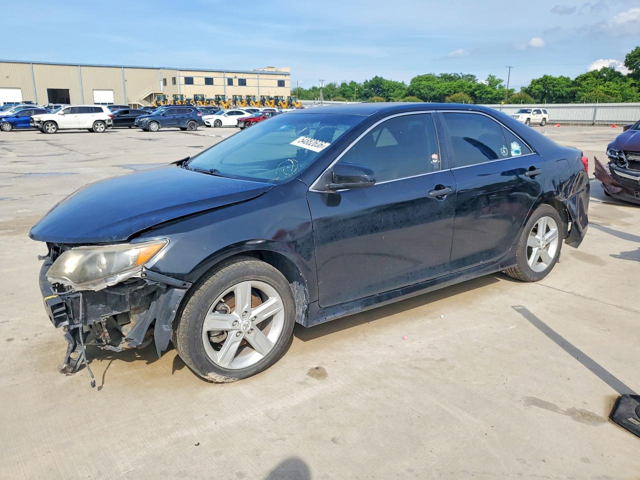 Salvage Toyota Camry Image
