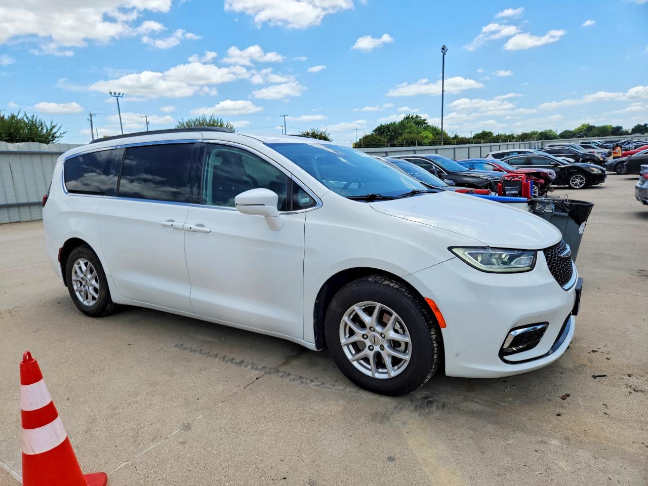 Chrysler Pacifica Touring L
