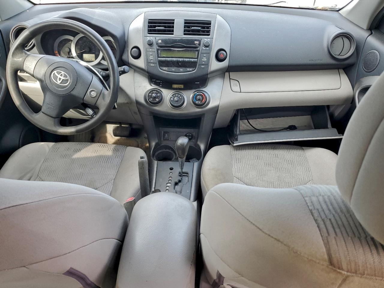 Toyota RAV4 Base