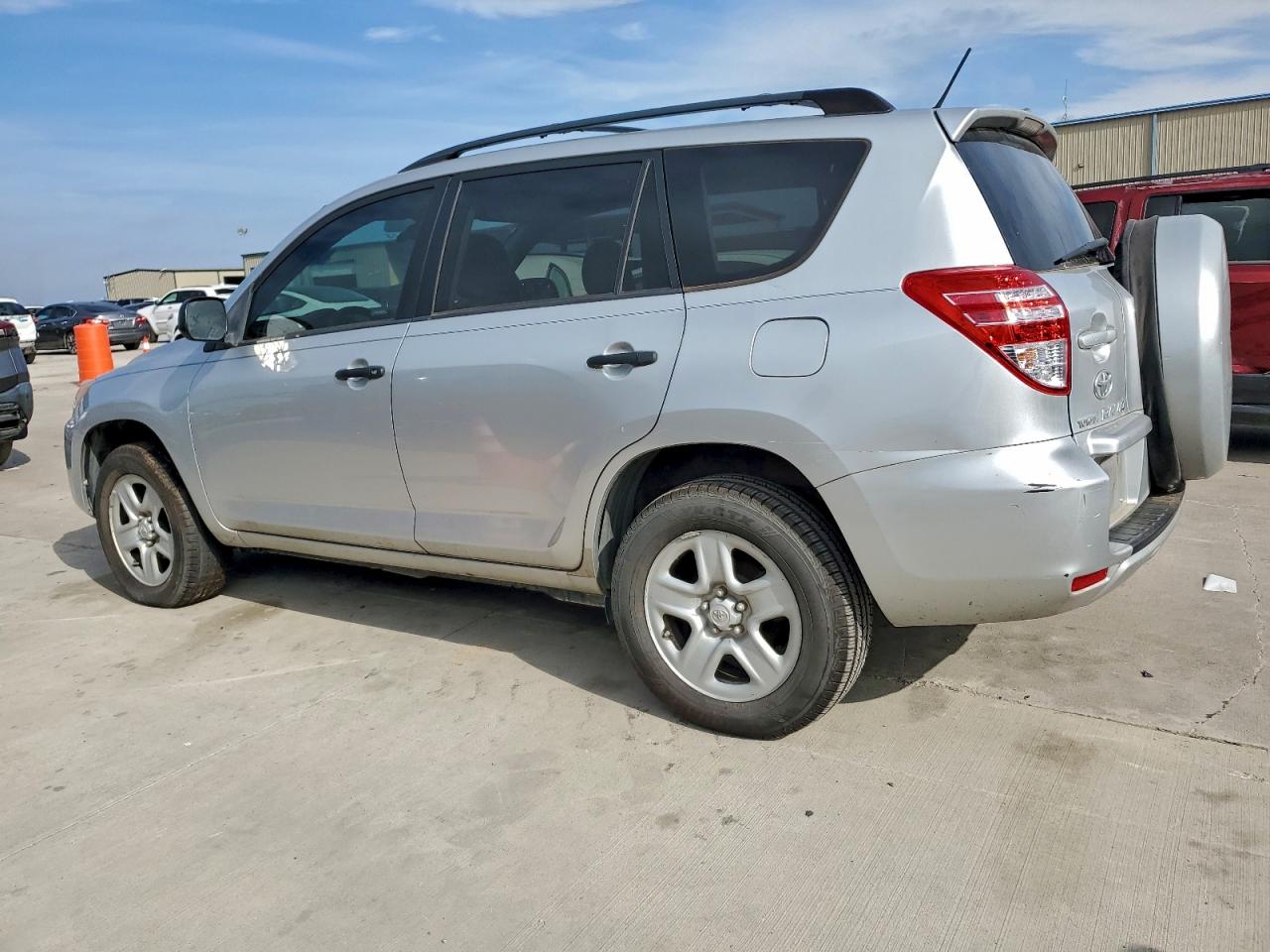 Toyota RAV4 Base