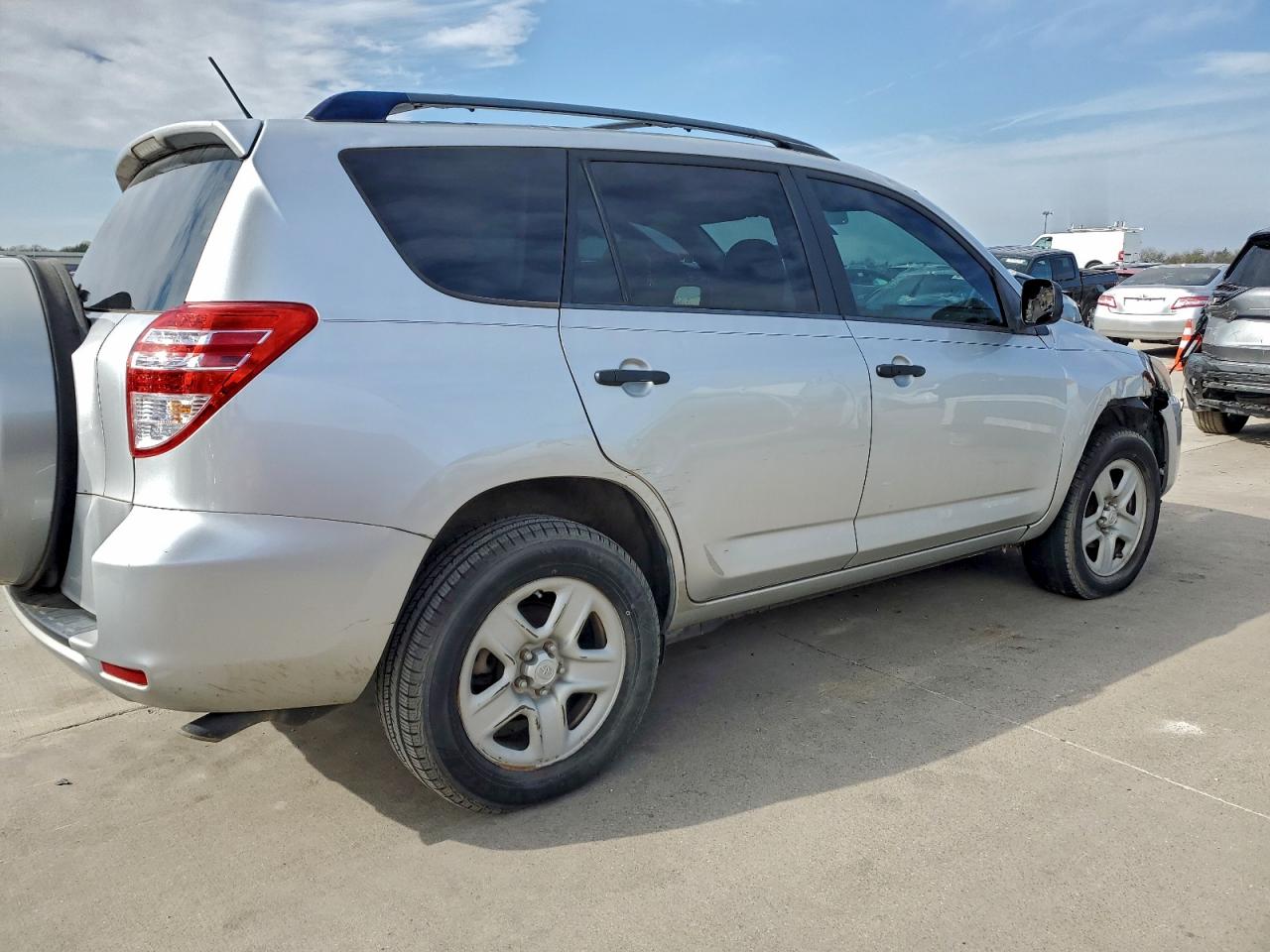Toyota RAV4 Base