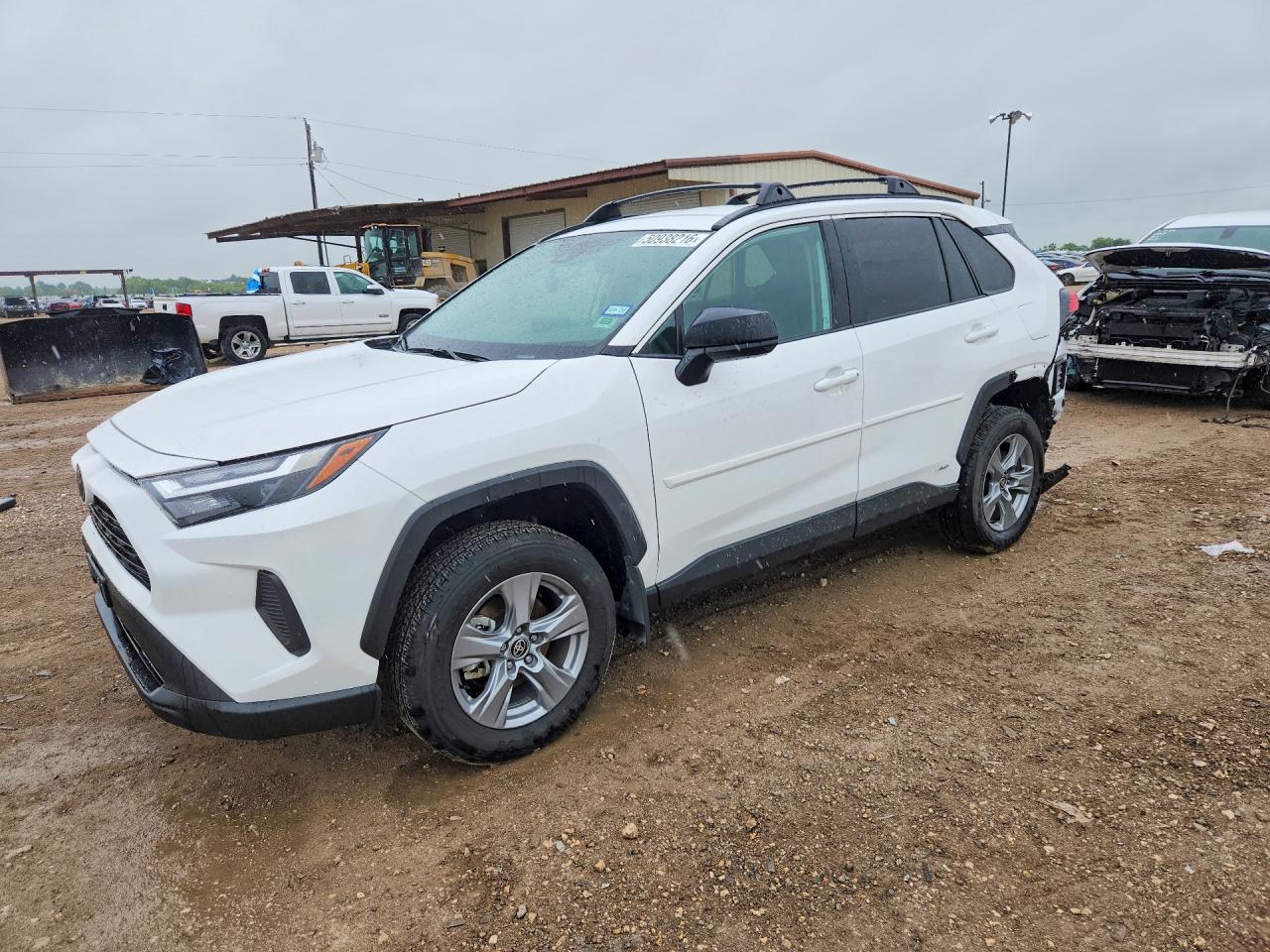 Salvage Toyota RAV4 Image