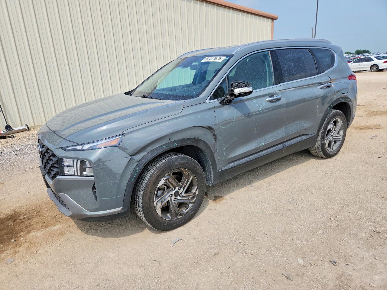 Salvage Hyundai SANTA FE Image