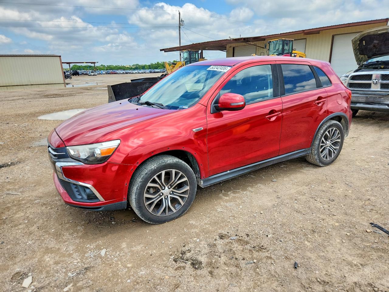 Salvage Mitsubishi Outlander Image