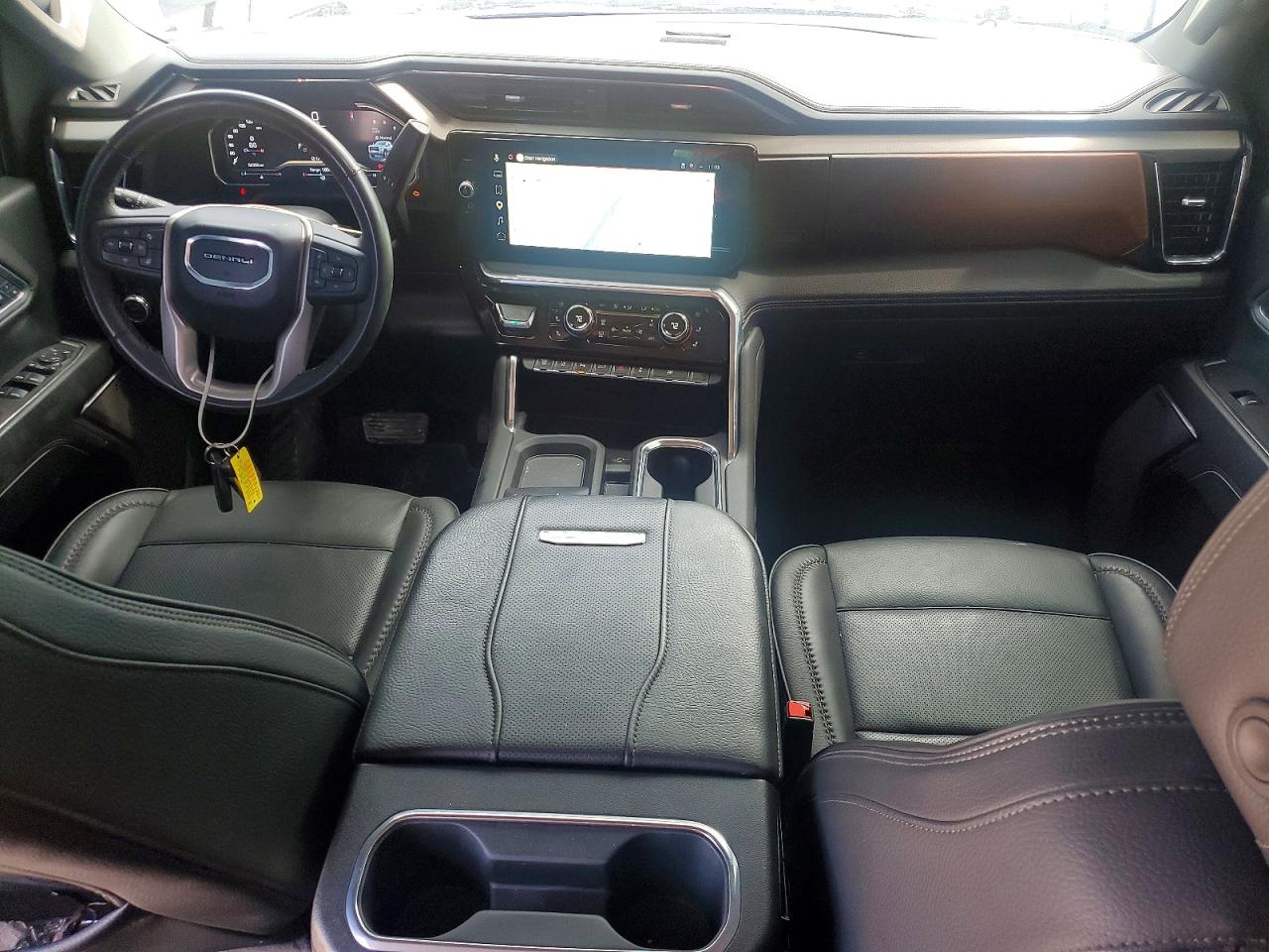 GMC Sierra K3500 Denali
