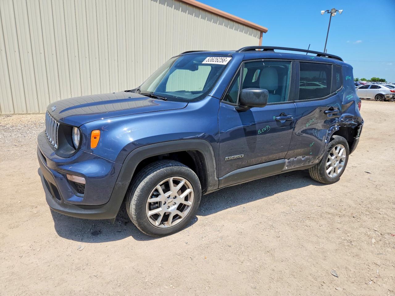 Salvage Jeep Renegade Image