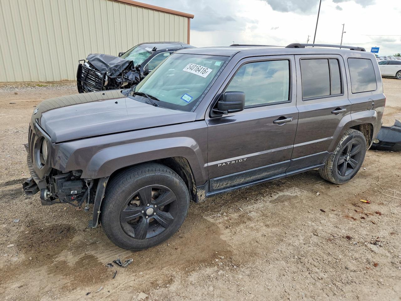 Salvage Jeep Patriot Image