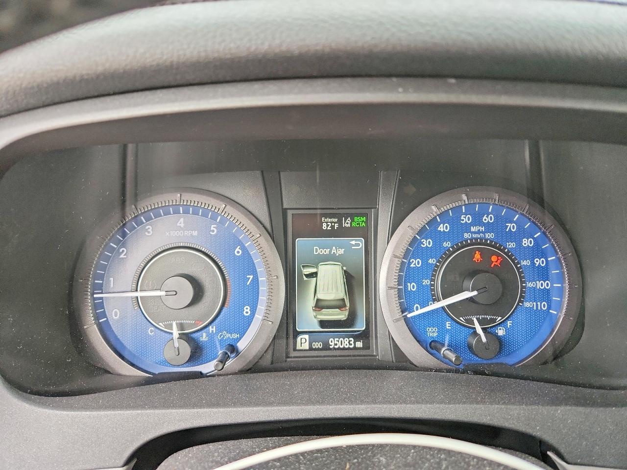 Toyota Sienna Xle 8-passenger