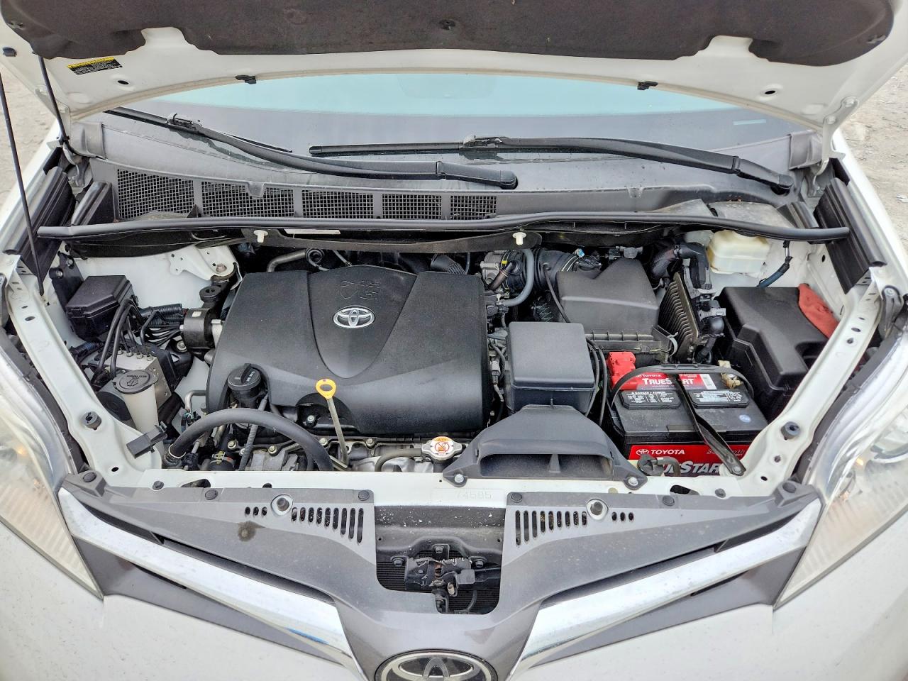 Toyota Sienna Xle 8-passenger