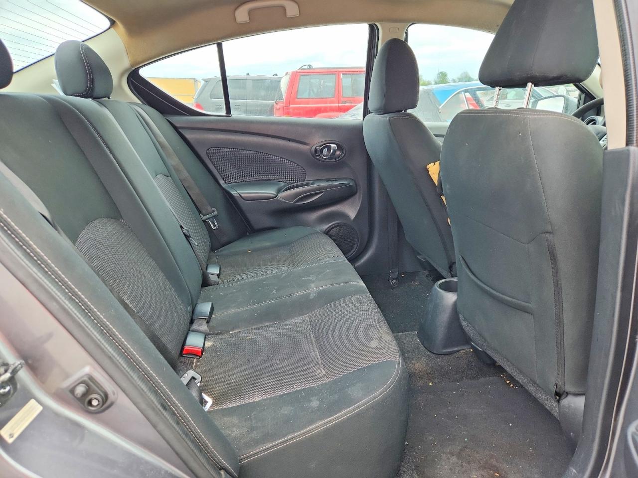 Nissan Versa 1.6 Sv