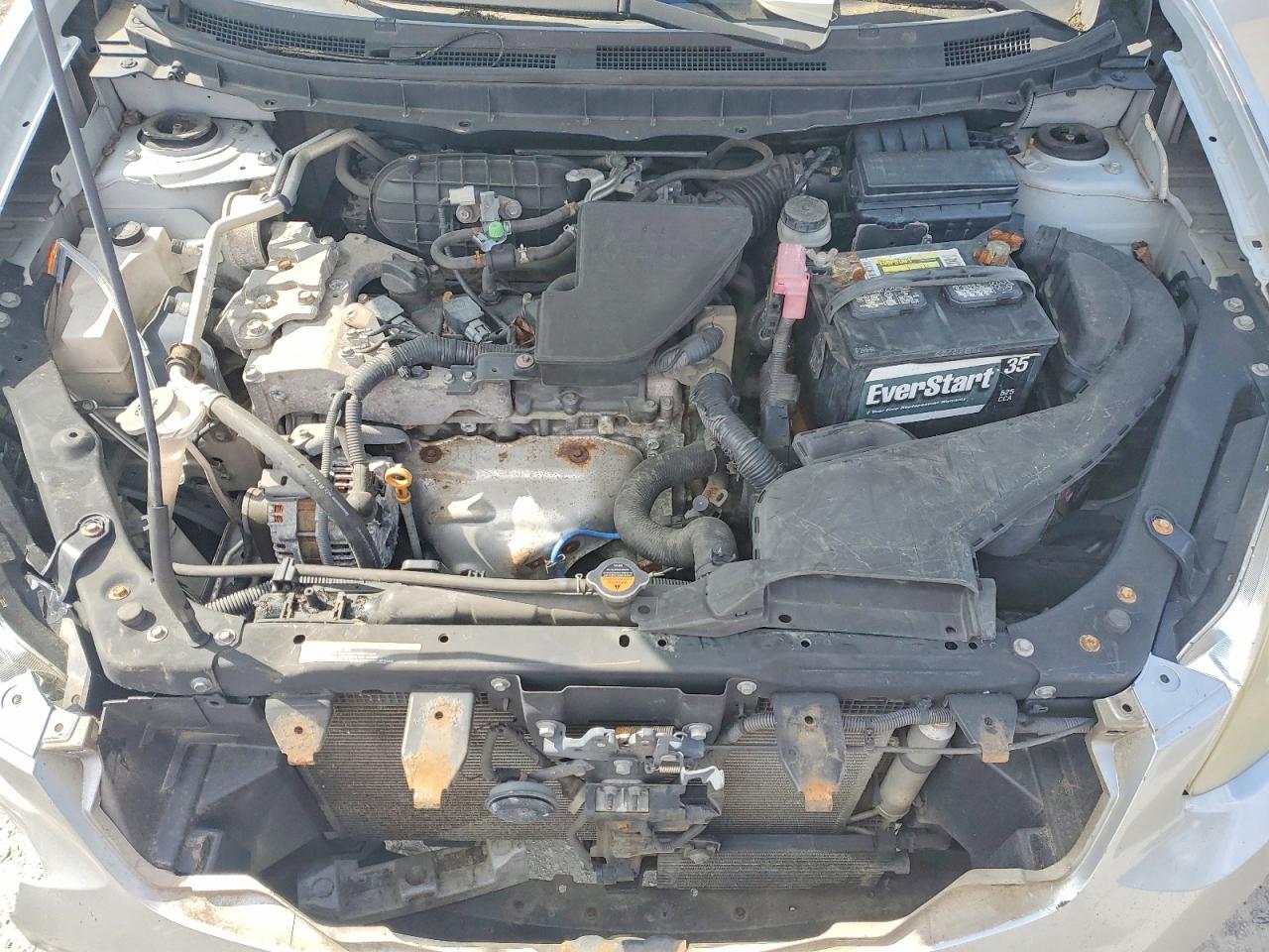 Nissan Rogue S