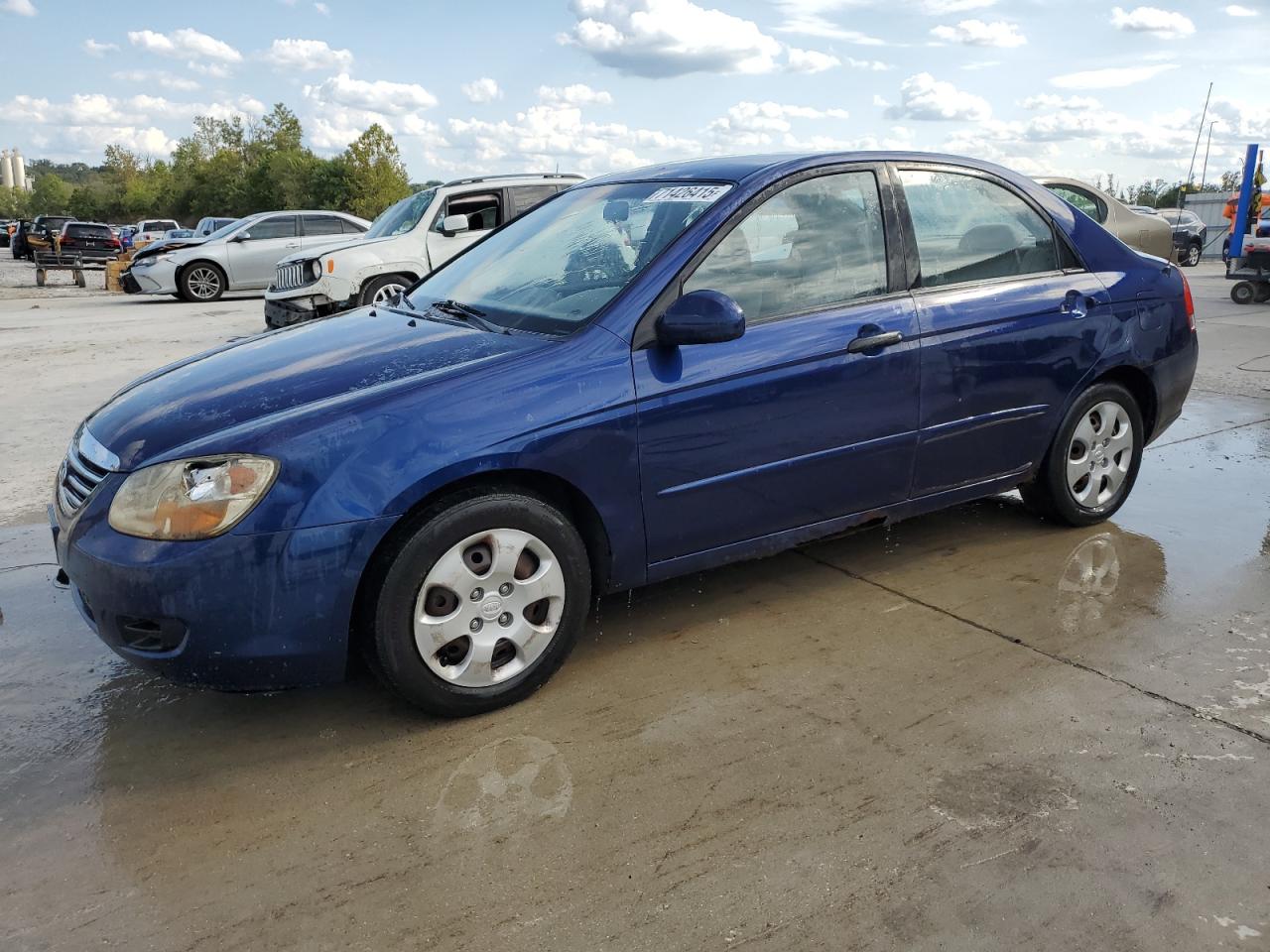 Salvage Kia Spectra Image