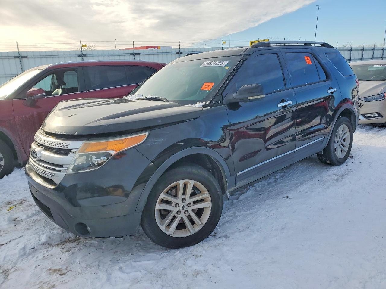Salvage Ford Explorer Image
