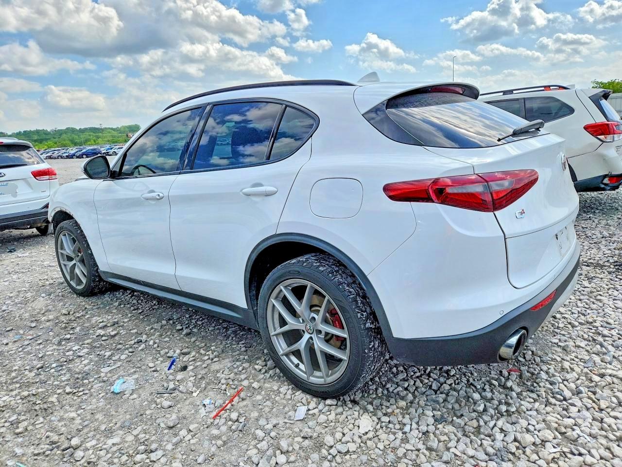 Alfa Romeo Stelvio Ti Sport