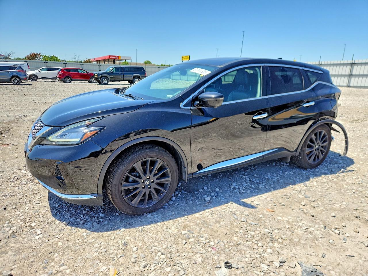 Salvage Nissan Murano Image