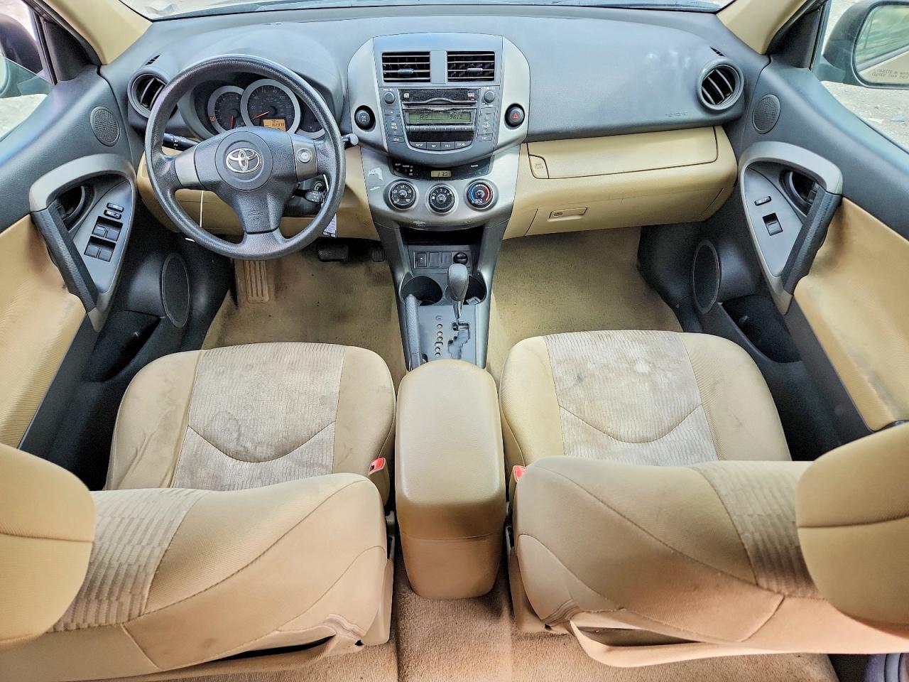 Toyota RAV4 Base