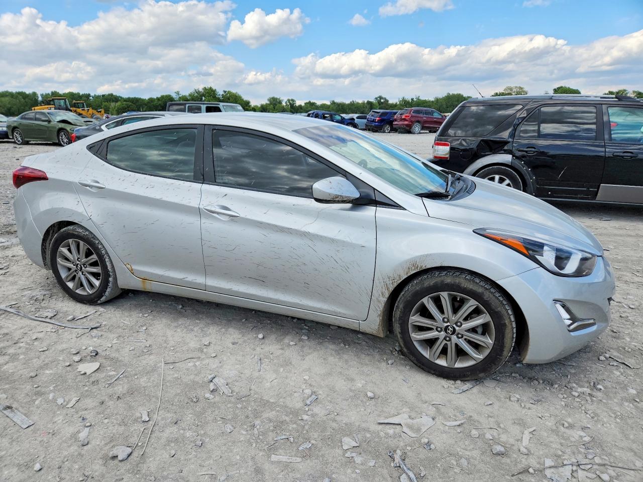 Hyundai ELANTRA Se