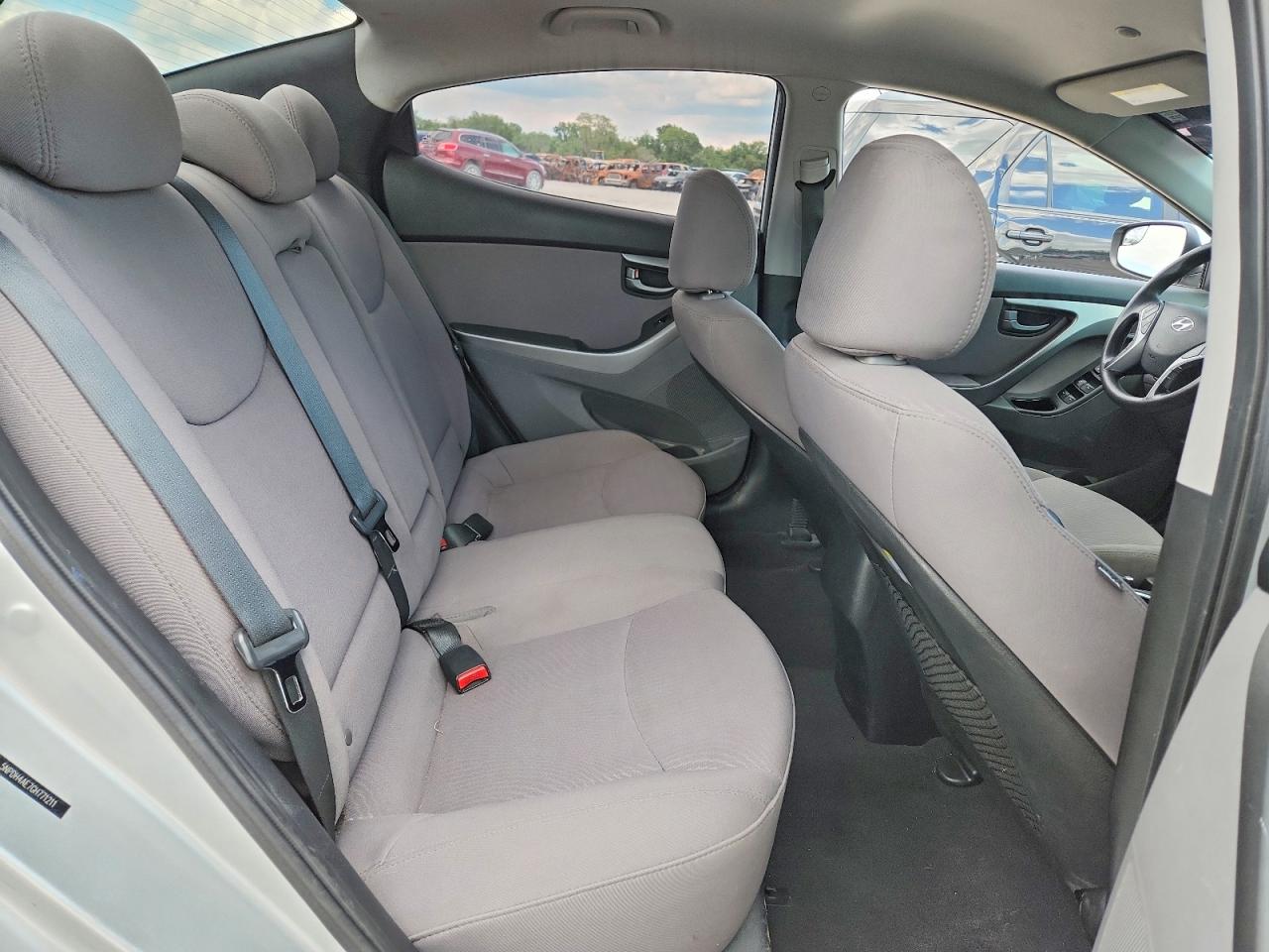 Hyundai ELANTRA Se
