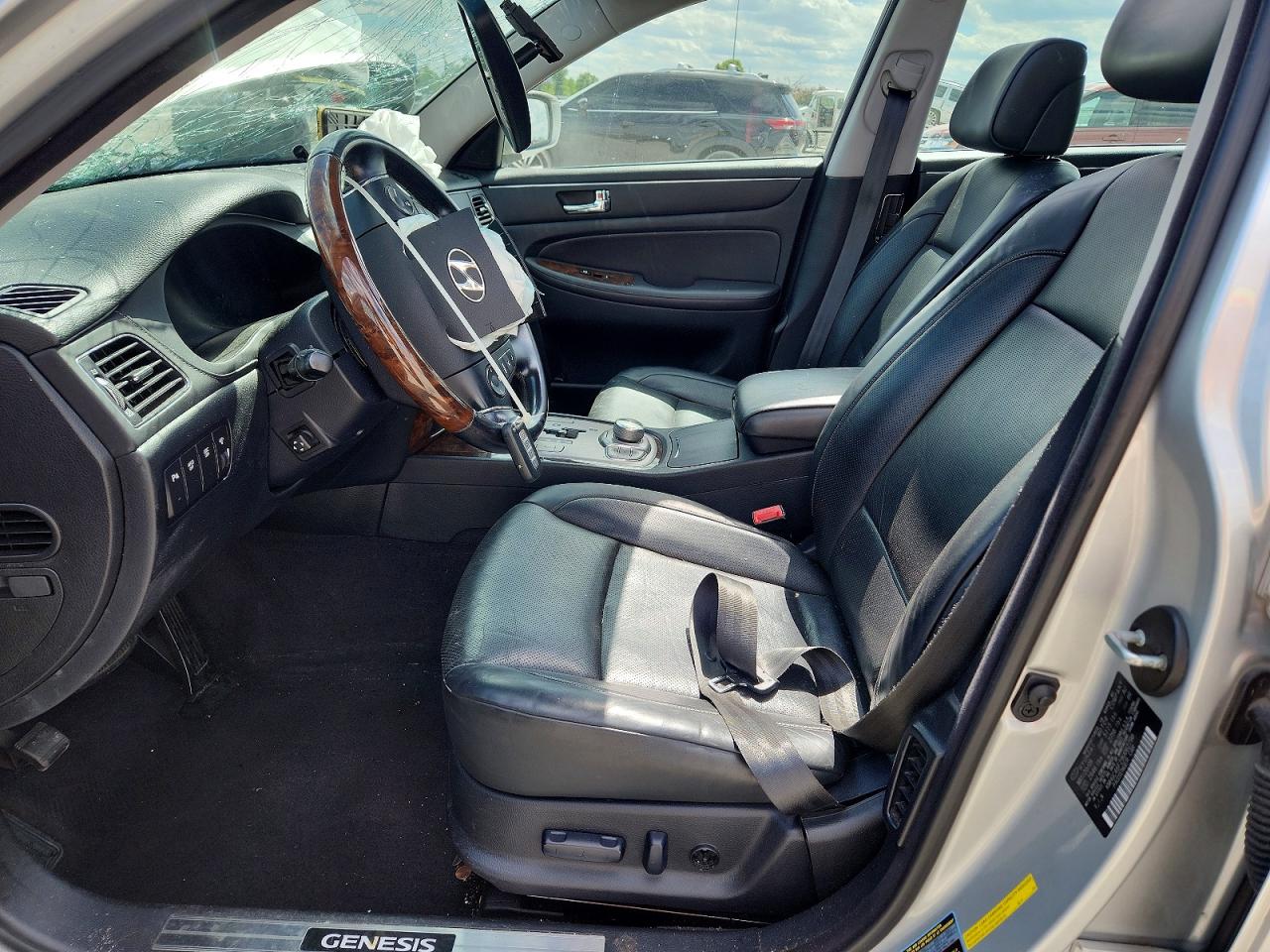 Hyundai Genesis 4.6l