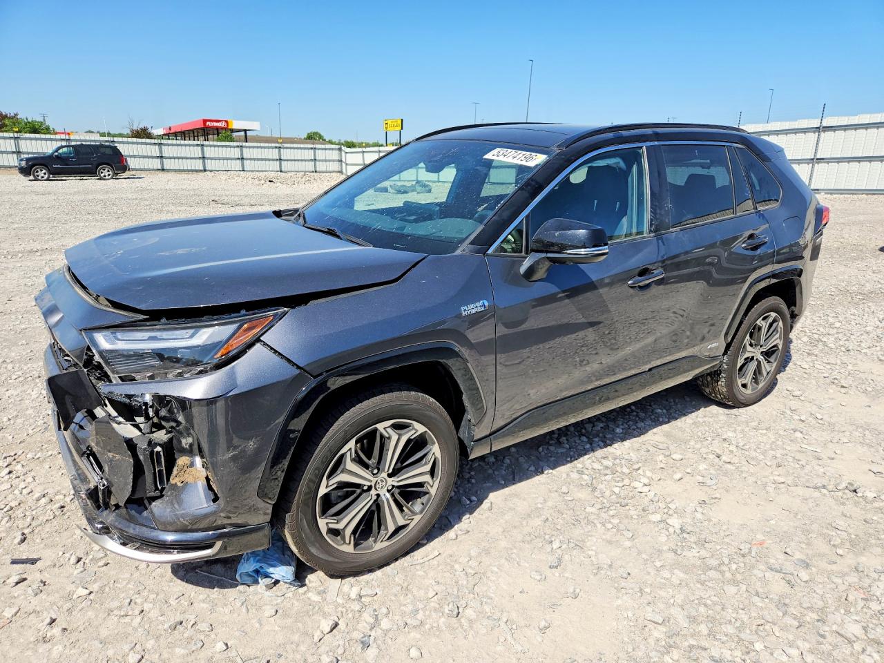 Salvage Toyota RAV4 Image