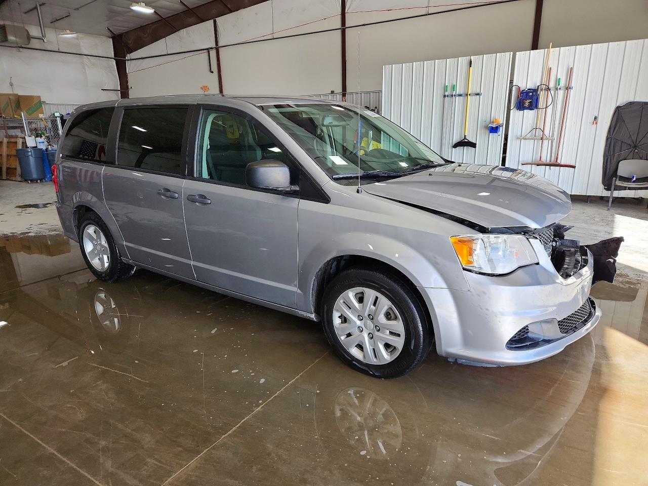 Dodge Caravan Se