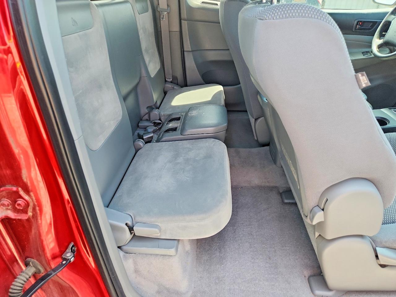 Toyota Tacoma Access Cab