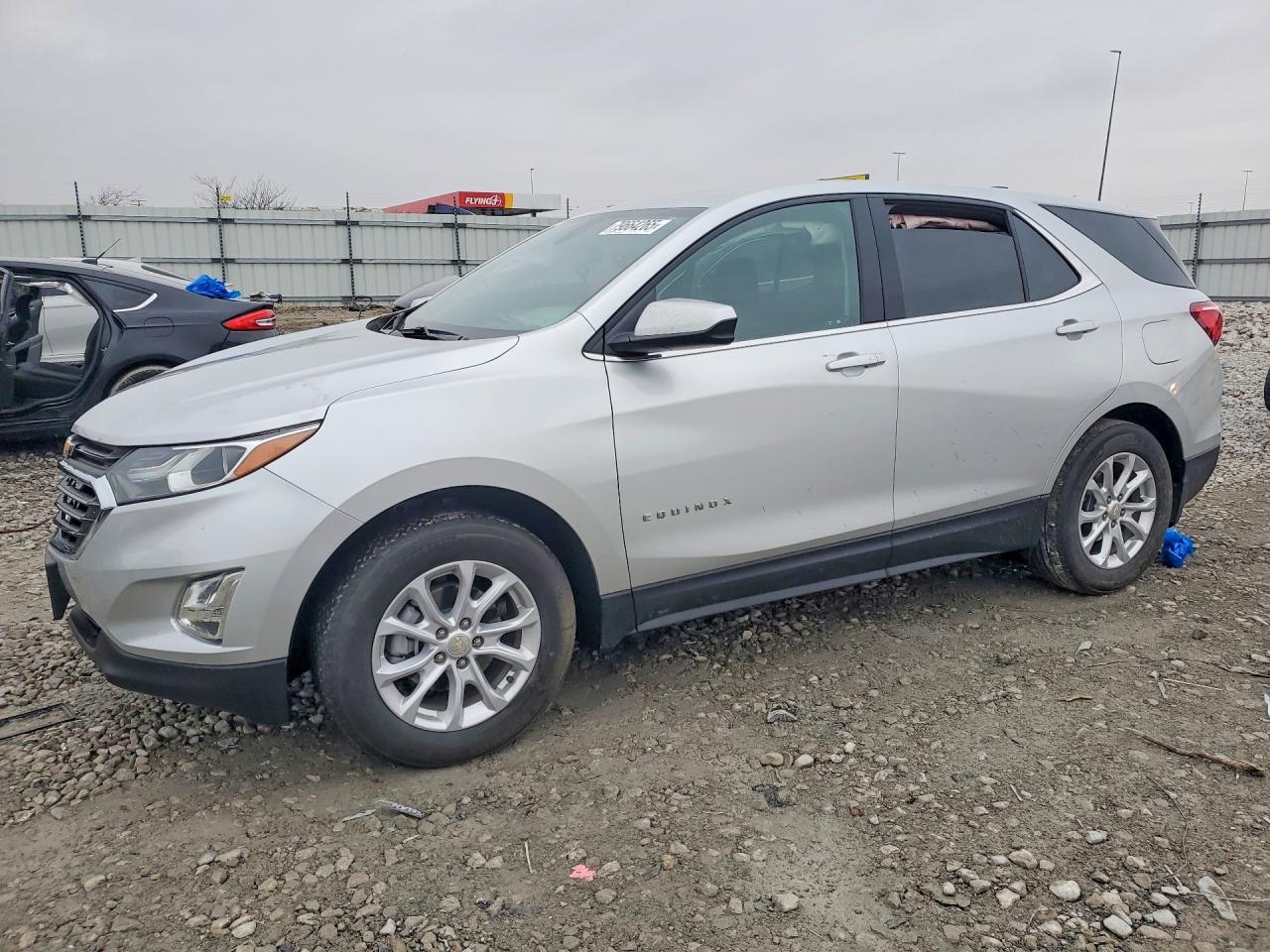 Salvage Chevrolet Equinox Image