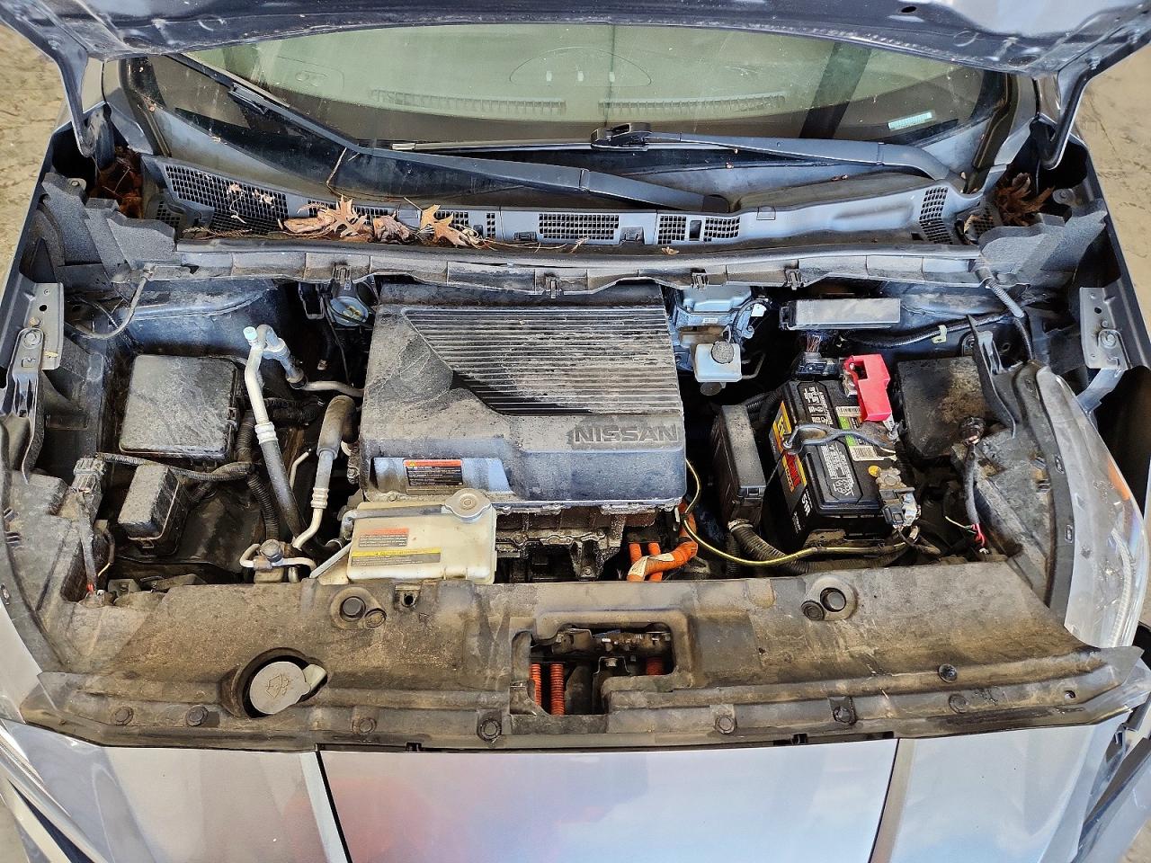 Nissan LEAF S