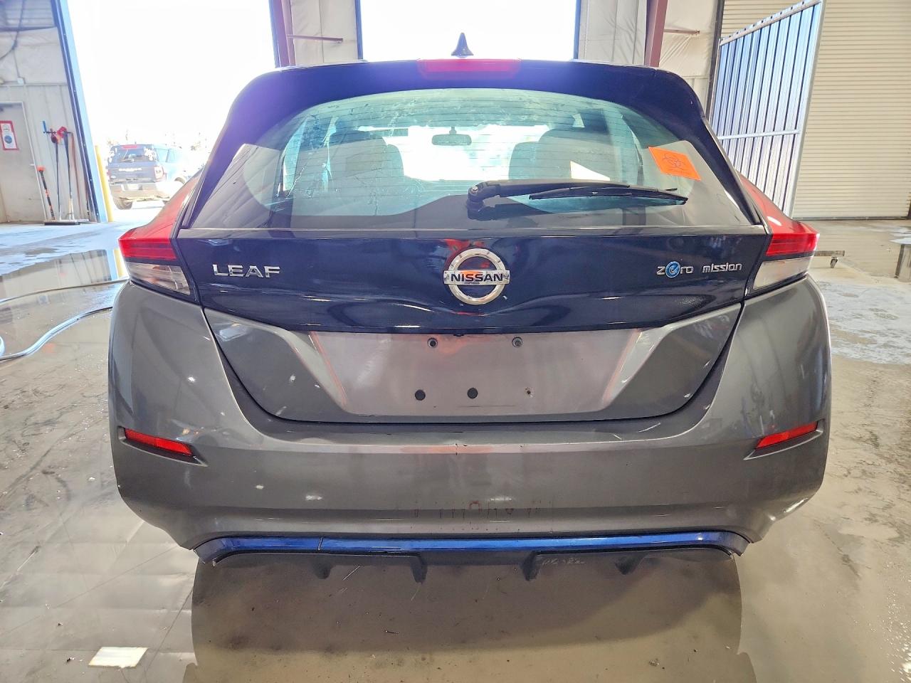 Nissan LEAF S