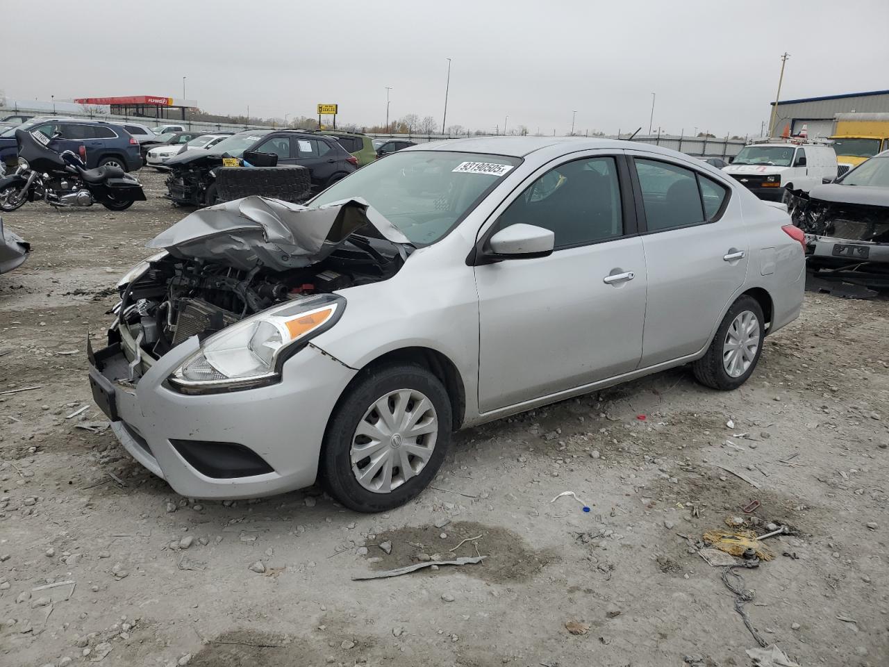 Salvage Nissan Versa Image