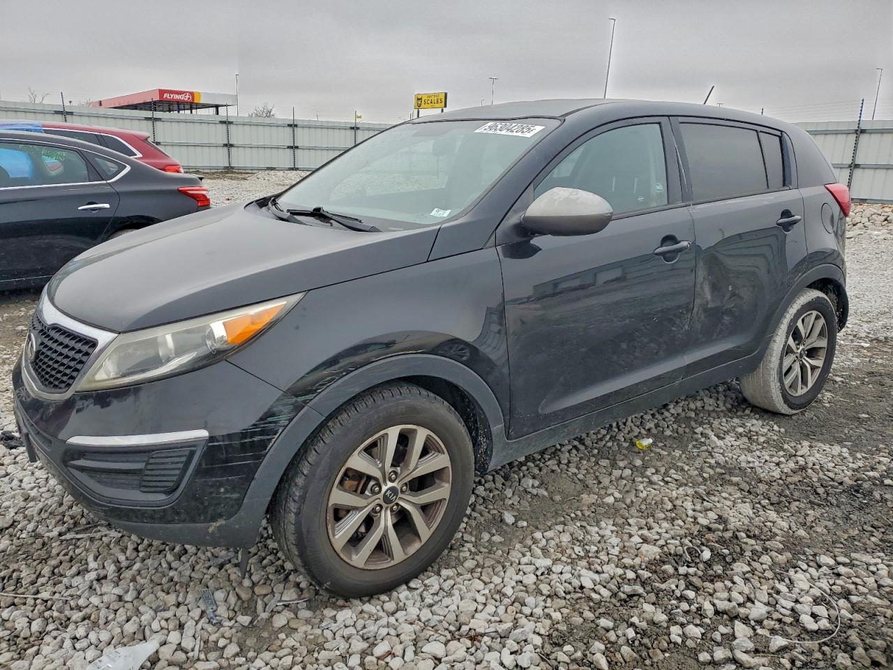 Salvage Kia Sportage Image