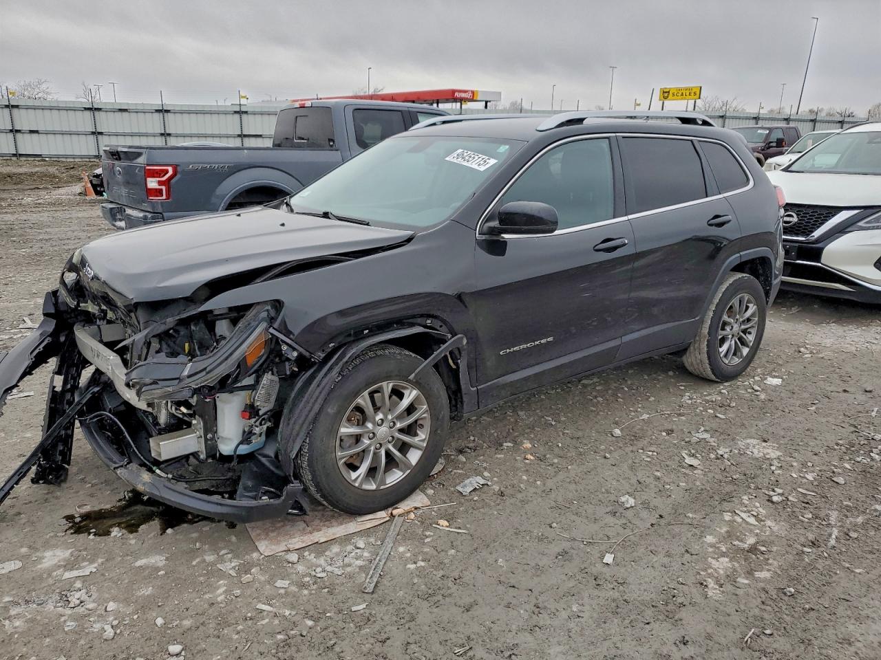 Salvage Jeep Grand Cherokee Image