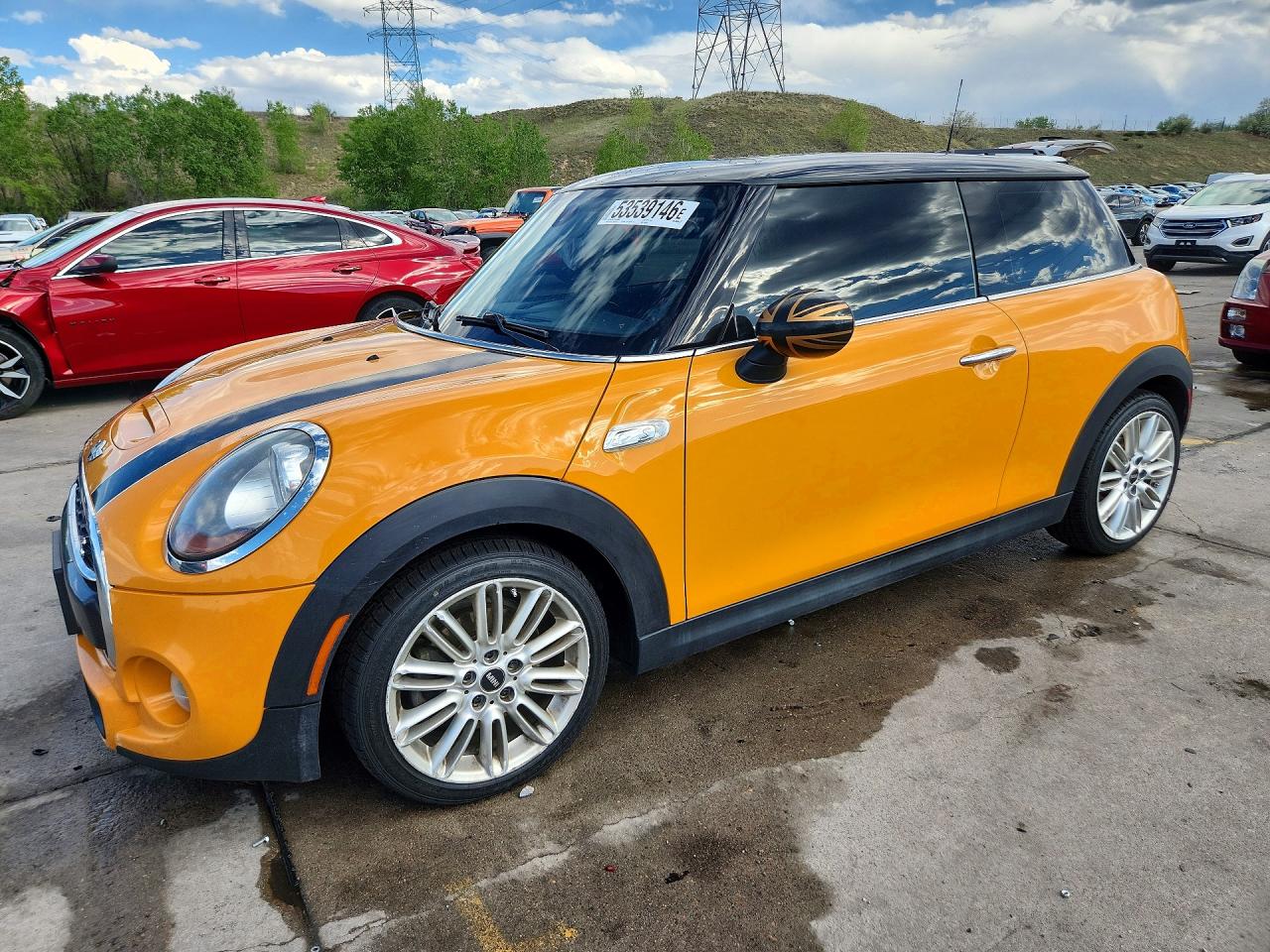 Salvage MINI Cooper Image