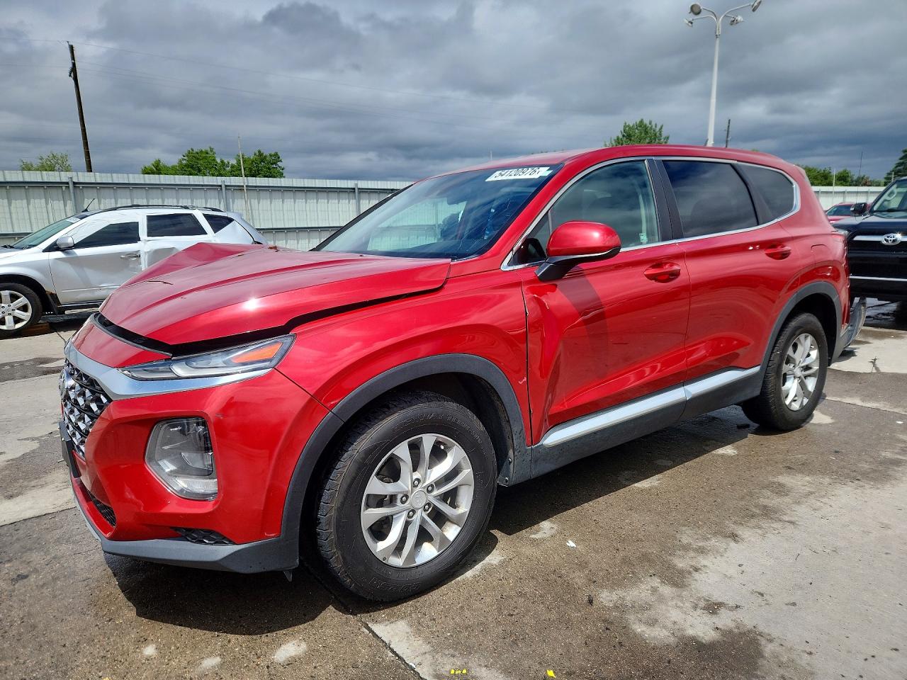 Salvage Hyundai SANTA FE Image