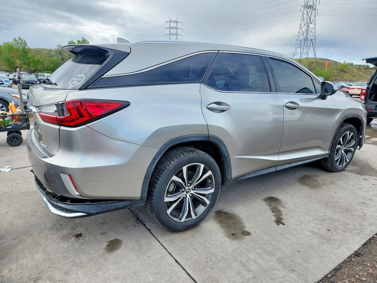 Lexus RX Base