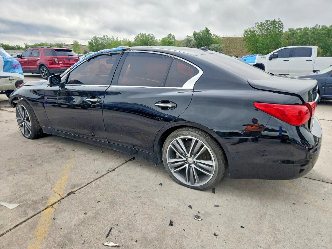 INFINITI Q50 Sport