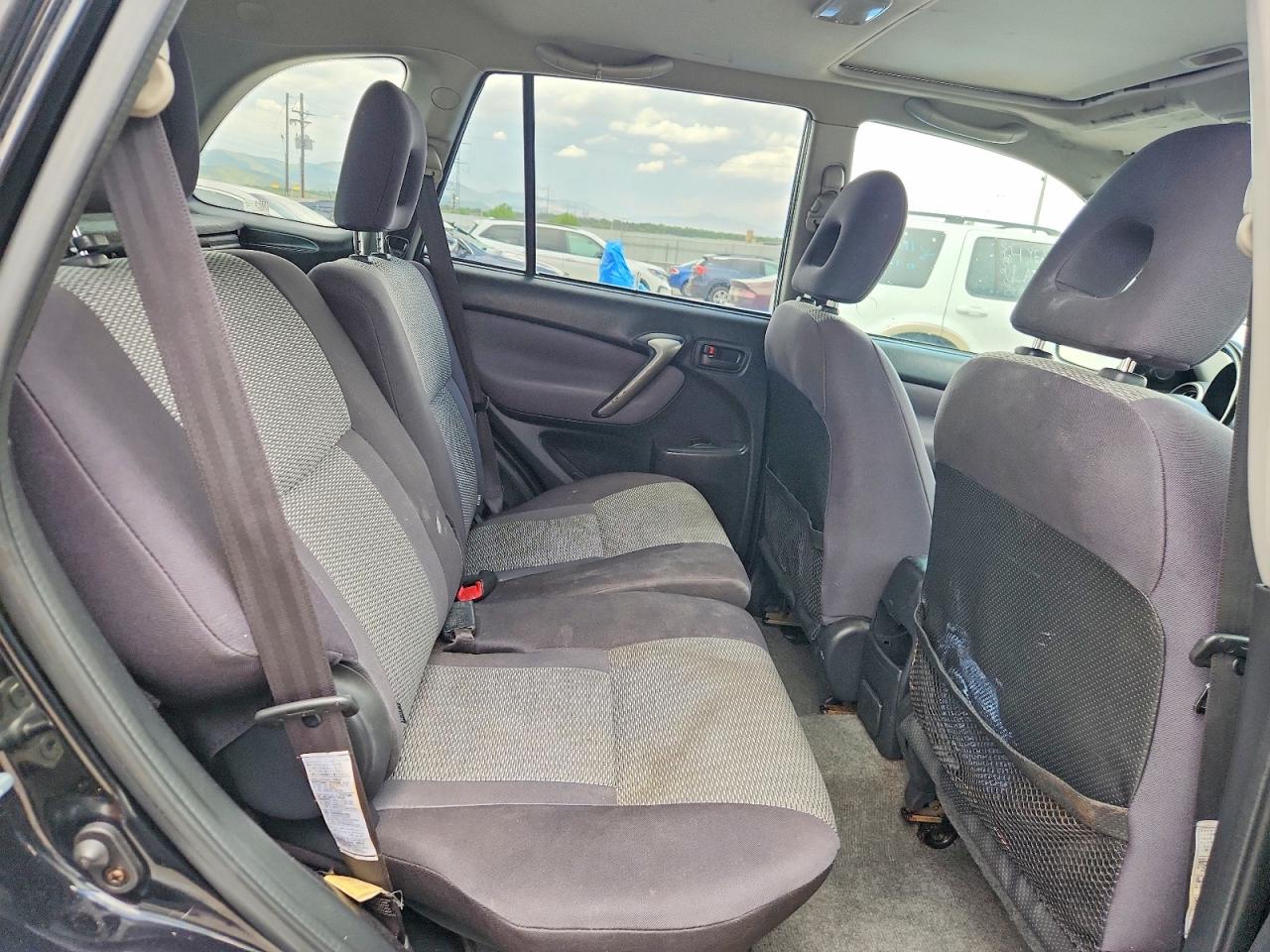 Toyota RAV4 Base
