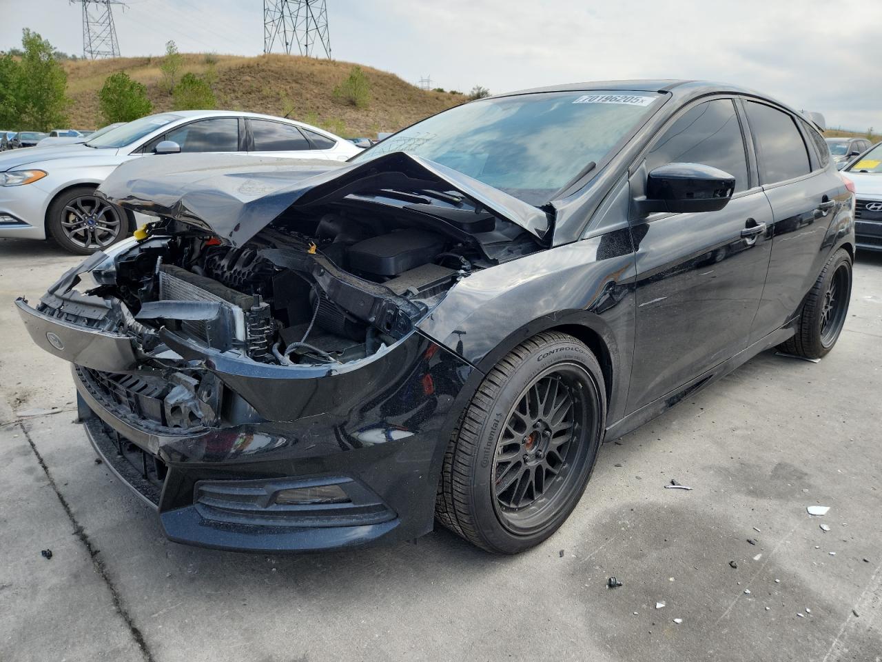 Salvage Ford Focus Image